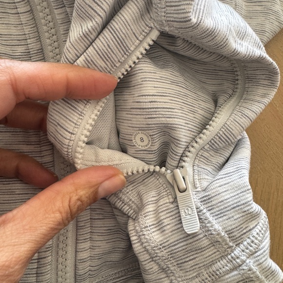 lululemon Define Jacket - Picture 5 of 6